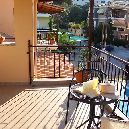 Alkionis Pool View Apartment Lefkáda