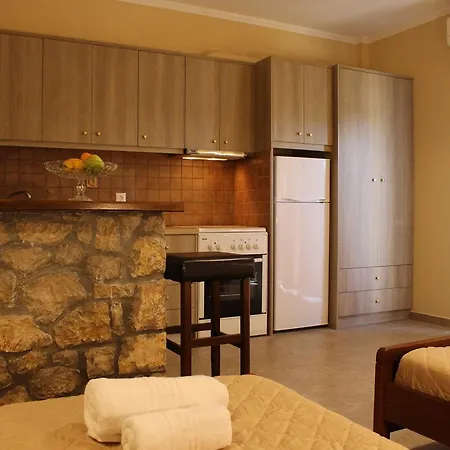 Alkionis Pool View Apartment